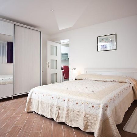 Apartment Lina Deluxe Split Habitación foto